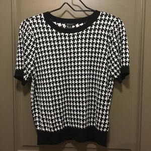 I Heart Ronson women’s knit herringbone print top, size Medium